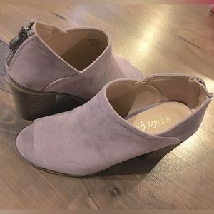 A Rider Girl - Lilac pink purple heels booties size 7